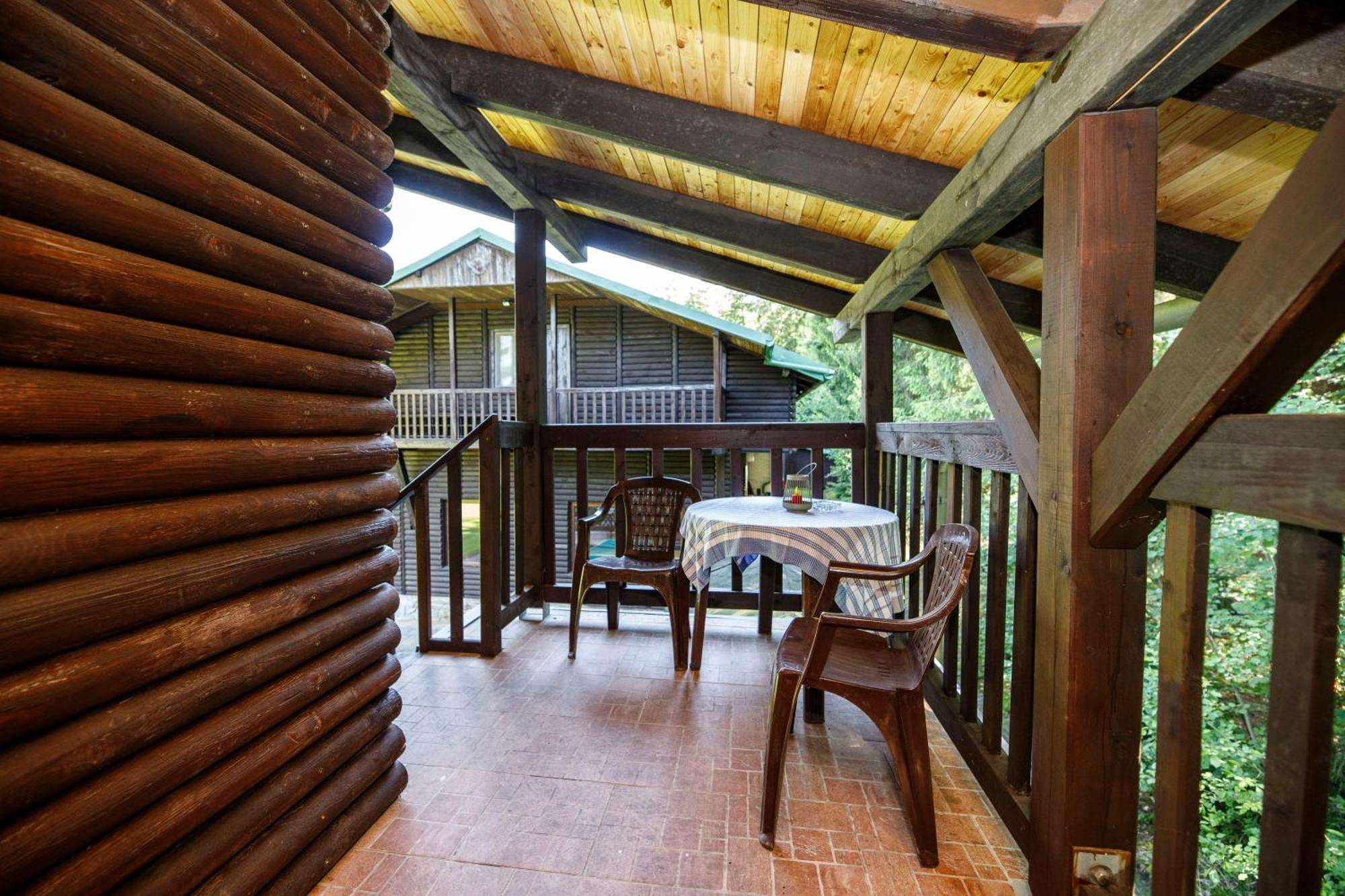 Komari Louka Nova Olesna Ngoại thất bức ảnh