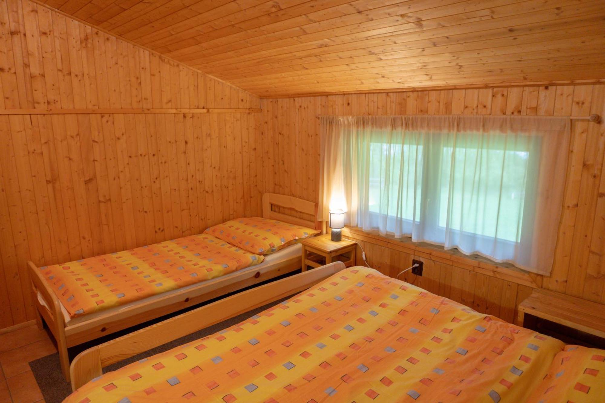 Komari Louka Nova Olesna Ngoại thất bức ảnh